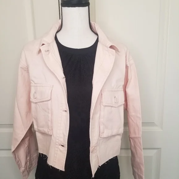 Lightweight Blush Jean Jacket - Picture 4 of 5
